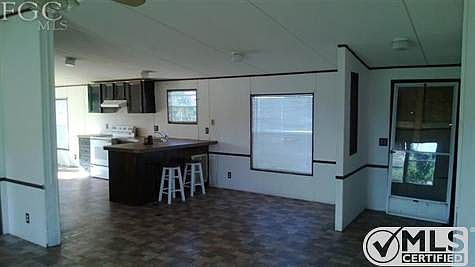 Front Entrance, Kitchen & Dining area