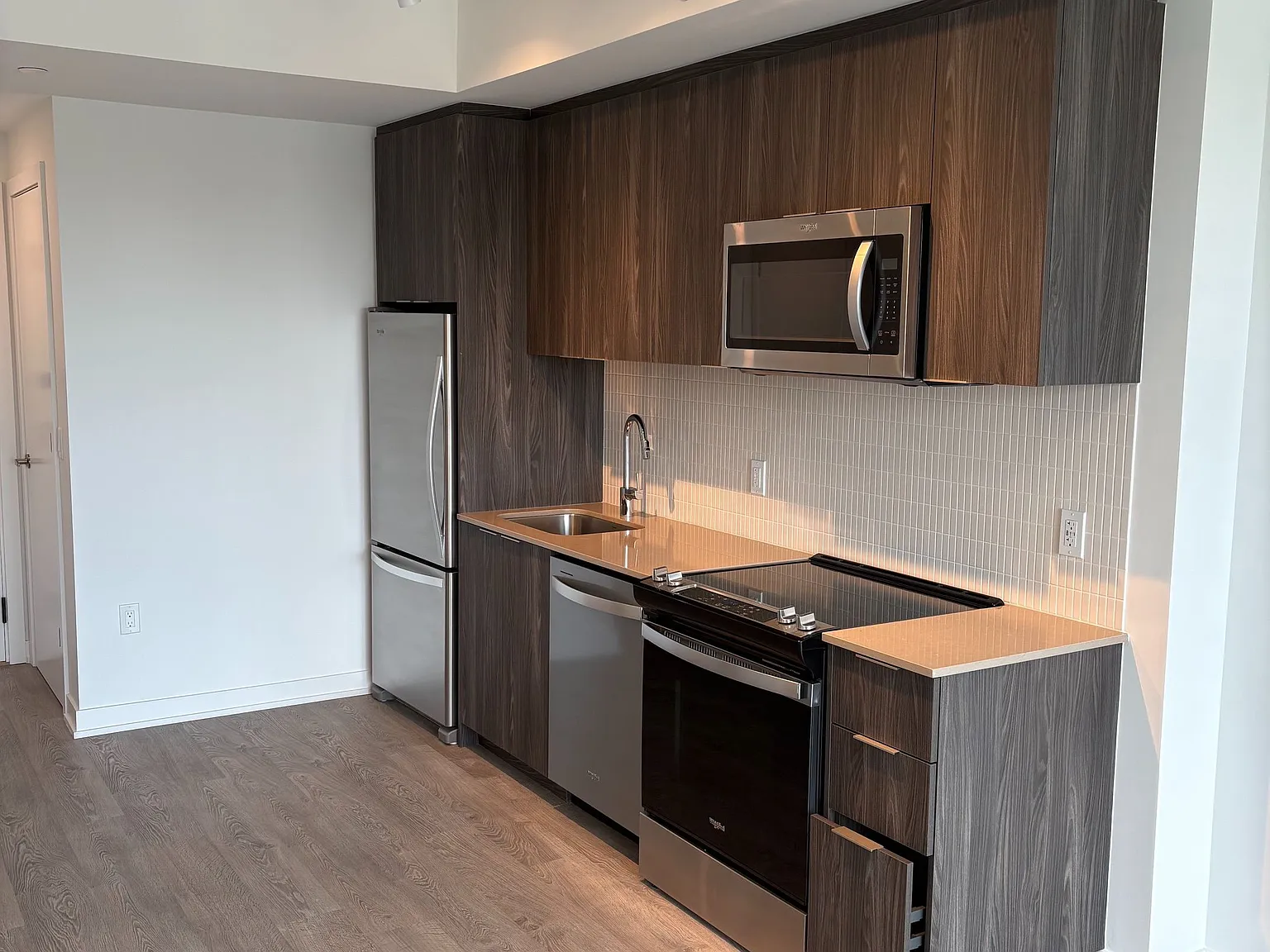 2 bed, $2,200 — Photo 2