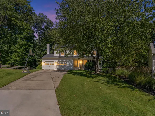 8676 Concord Dr, Jessup, MD 20794