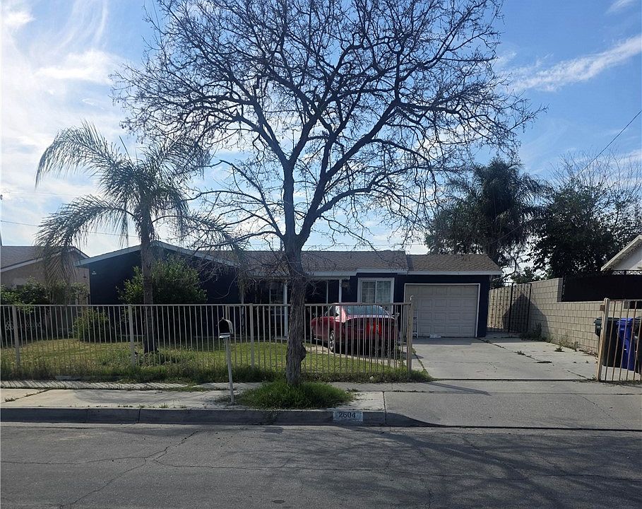 1st image of 2604 Duffy St