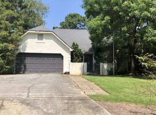 661 Longbow Ct, Stone Mountain, GA 30087