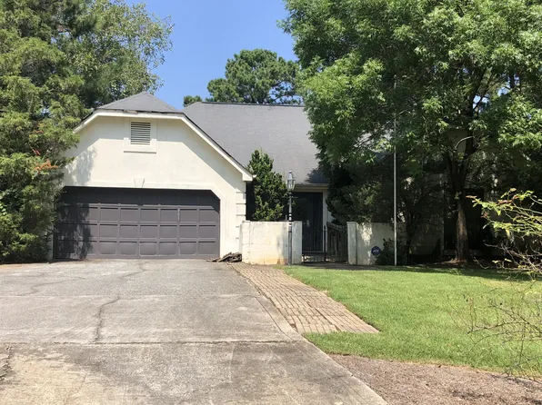 661 Longbow Ct, Stone Mountain, GA 30087