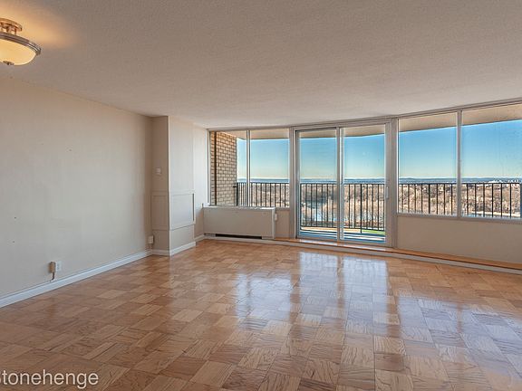 3rd image of 8200 Boulevard East APT 11C