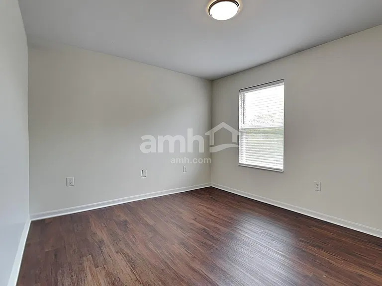 2831 Coachlight Ln — Photo 19