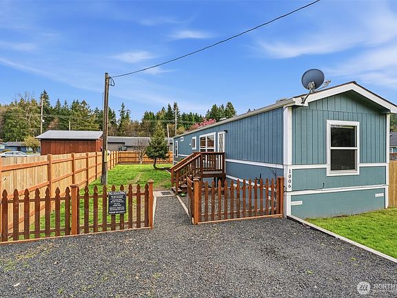 2nd image of 1006 NW Mill