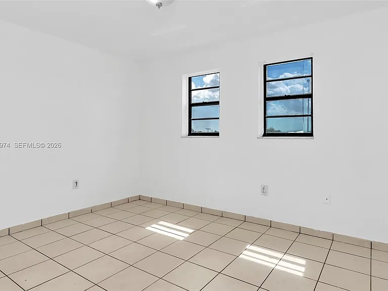 3945 SW 89th Ave #201 — Photo 11