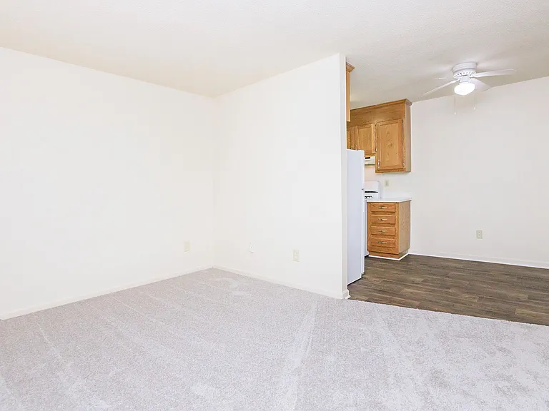 Belmont Heights Apartments & Townhomes — Photo 52