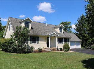 1025 Shenango Rd, Beaver Falls, PA 15010