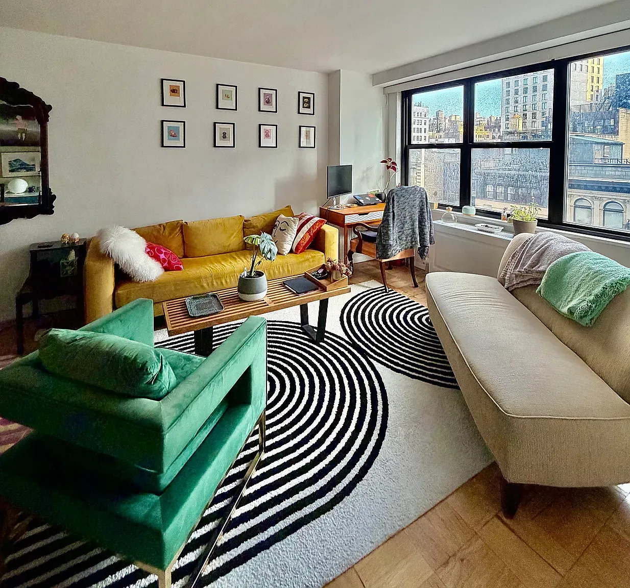 7 East 14th Street — Photo 2