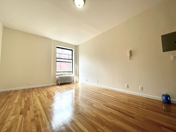2nd image of 53 W 72nd St APT 4J