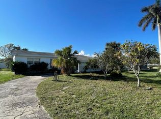 238 NE 1st St, Satellite Beach, FL 32937