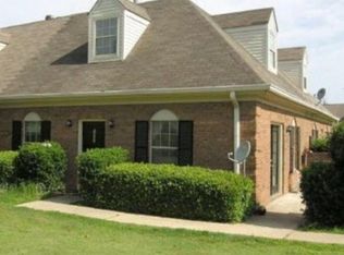 902 Little Bear Cv NE, Conyers, GA 30012