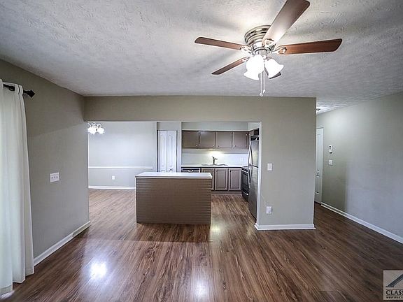 5th image of 144 Scandia Cir