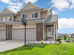 32 S Park Ridge Rd, North Liberty, IA 52317