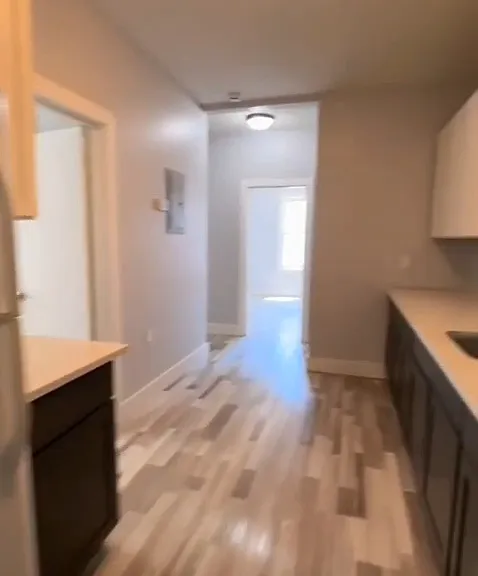 27 Hanford St #1A — Photo 8
