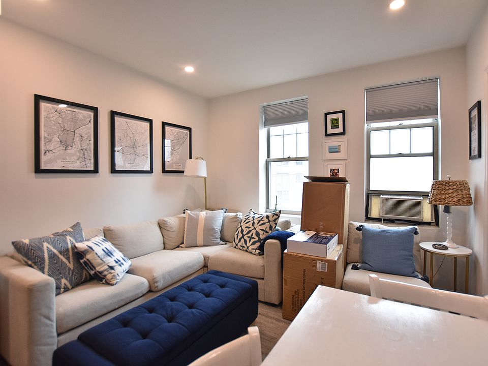 1st image of 1 Bank St APT 4F