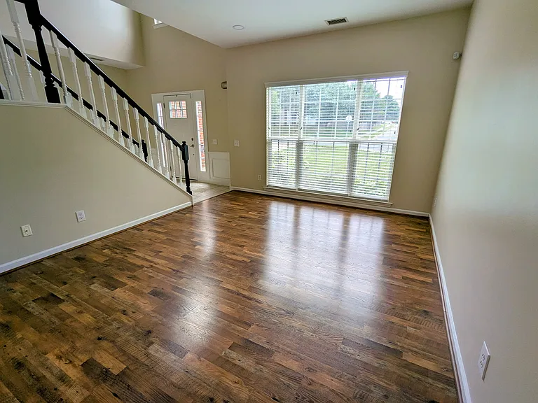 5741 Cambridge Bay Dr — Photo 4