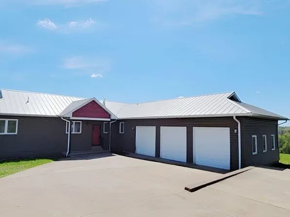 664 Bumblebee Ln, Lumberport, WV 26386