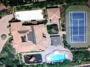 1060 Auburn Woods Dr, Vista, CA 92081