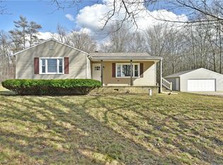 1655 Keefer Rd, Girard, OH 44420