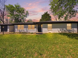 619 9th St, Terrell, TX