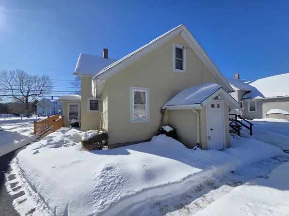 615 Riverside Dr Unit B, North Grosvenordale, CT 06255