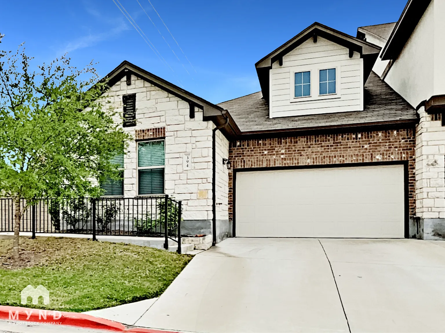 3 bed, 2.0 bath, 1431 sqft, $2,160 — Photo 1