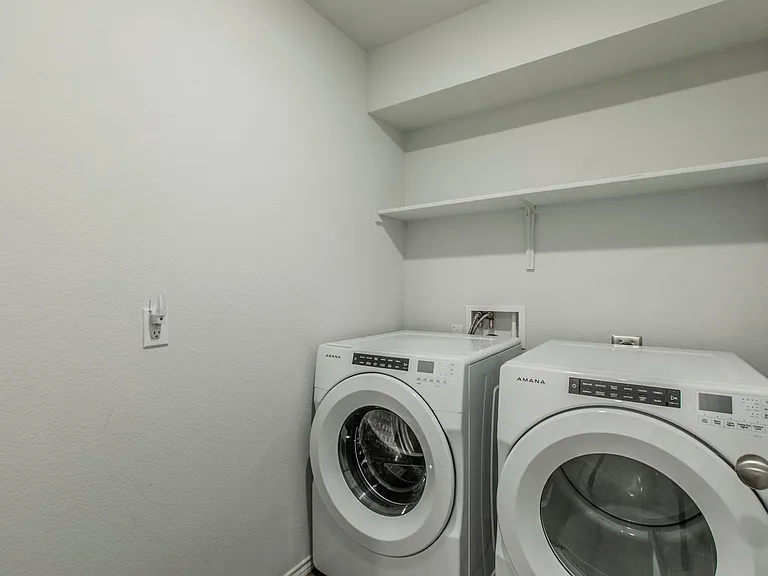 237 Poplin Ln — Photo 20