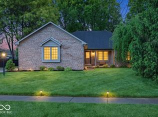 5475 Steven Dr, Greenwood, IN 46142
