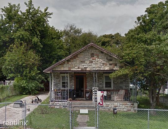 2nd image of 1451 N West Ave