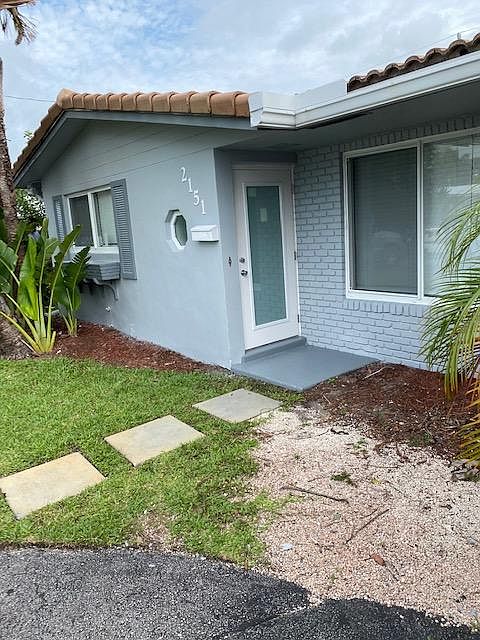 1st image of 2151 NE 51st Ct