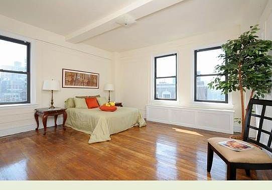 5th image of 55 E 86th St #16B