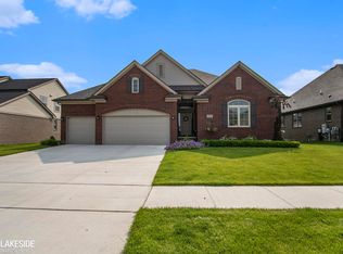 49840 Split Rock Rd, Macomb, MI 48044