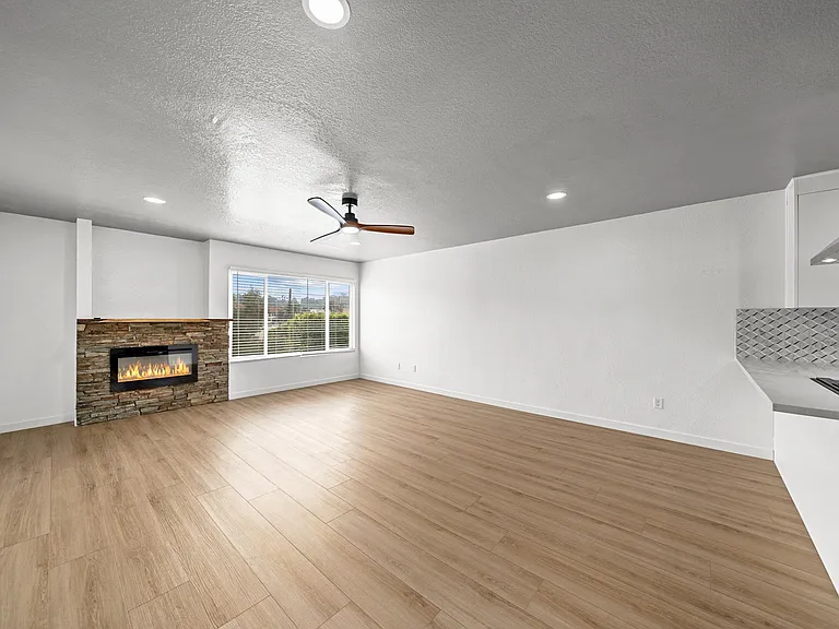 1101 Colusa St #3 — Photo 17
