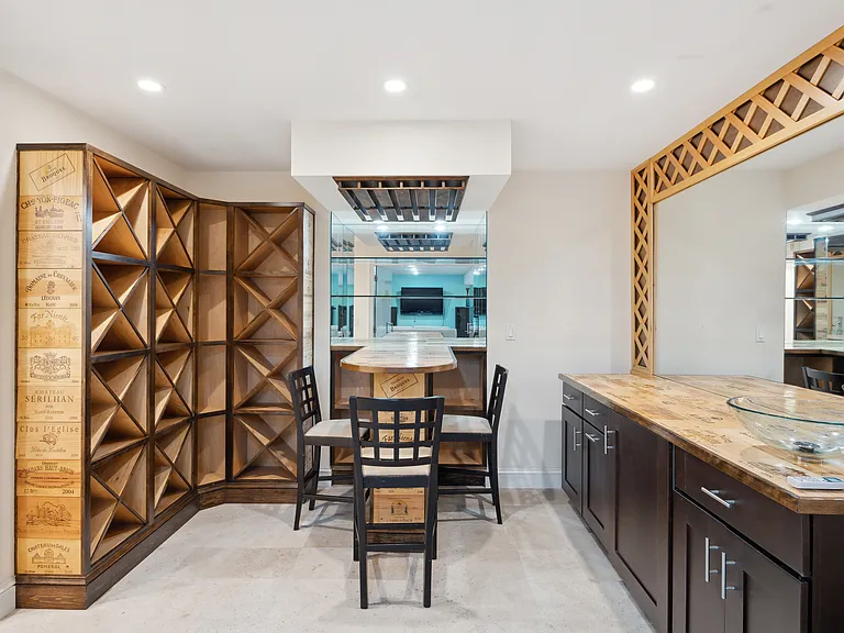 15 Seasons Ln — Photo 16