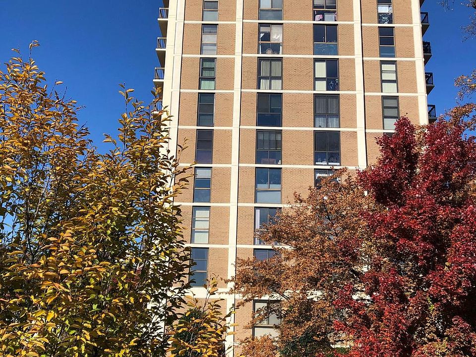 1st image of 1016 S Wayne St APT 110