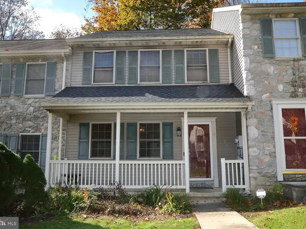 40 Deep Hollow Ln, Lancaster, PA 17603