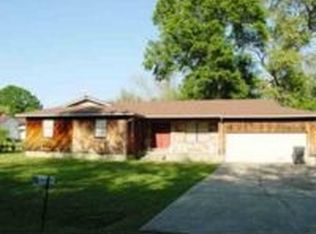 511 McCullars Ln, Weaver, AL 36277