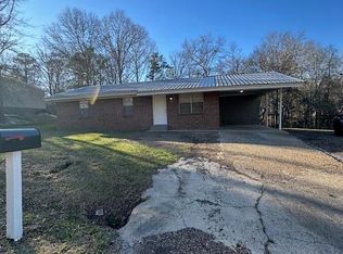 324 Turner Chapel Cir, Raleigh, MS 39153