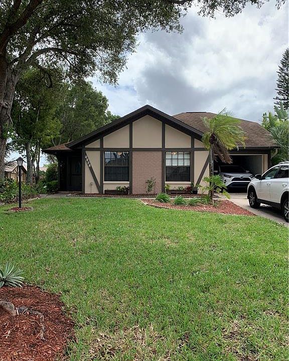 1st image of 9421 Camelot Dr