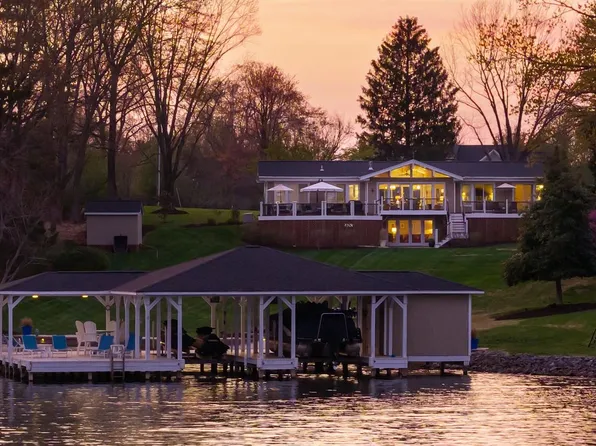 292 Bear Castle Dr, Bumpass, VA 23024