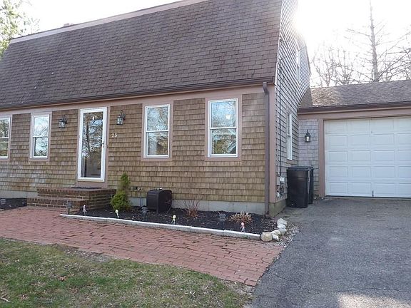 3rd image of 25 Flintlocke Dr
