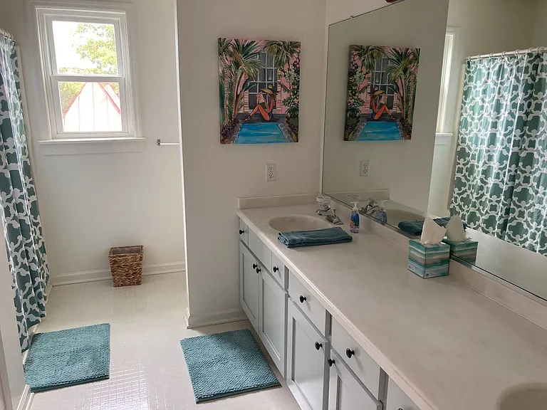 2108 Ion Ave — Photo 18