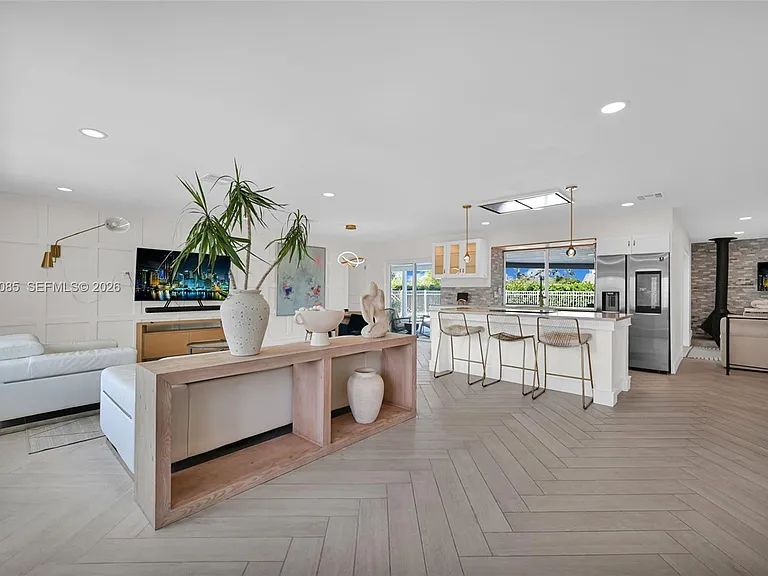 1001 NW 4th Ct — Photo 10
