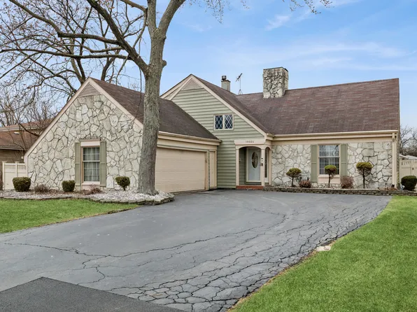 18024 Marlin Ln, Homewood, IL 60430