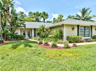 2361 Kings Lake Blvd, Naples, FL 34112