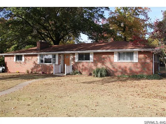 1504 Duval Dr photo 1