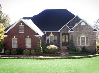 165 Ridgecrest Dr, Cherryville, NC 28021