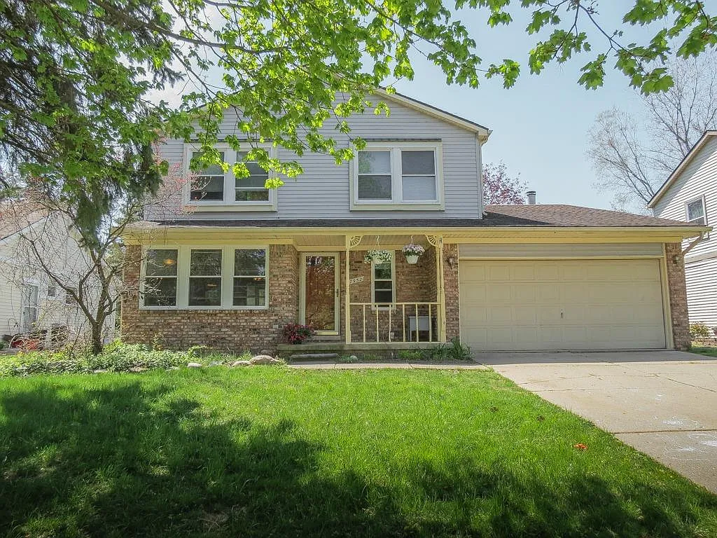 7952 Valleyview Dr photo 1