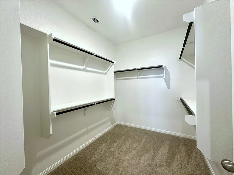 131 Holzinger Bnd — Photo 9